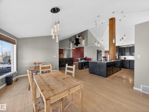 48208 Range Road, Rural Beaver County, AB - Indoor