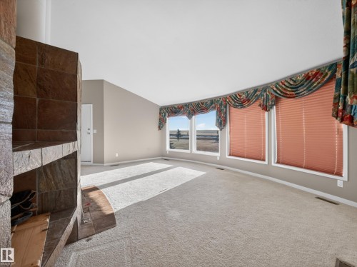 48208 Range Road, Rural Beaver County, AB - Indoor Photo Showing Other Room