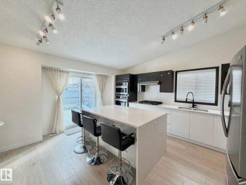 14309 128A Street, Edmonton, AB - Indoor Photo Showing Kitchen
