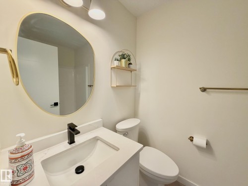 14309 128A Street, Edmonton, AB - Indoor Photo Showing Bathroom
