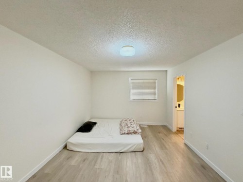 14309 128A Street, Edmonton, AB - Indoor Photo Showing Bedroom