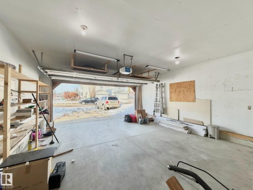 14309 128A Street, Edmonton, AB - Indoor Photo Showing Garage