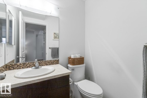 13 4950 Terwillegar Common, Edmonton, AB - Indoor Photo Showing Bathroom