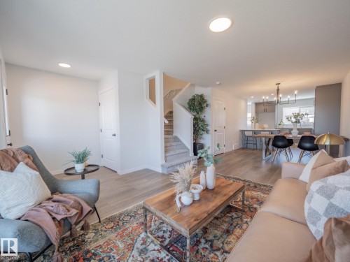 54 Brougham Drive, Ardrossan, AB - Indoor Photo Showing Living Room