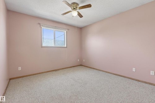 1320 8 Avenue, Cold Lake, AB - Indoor Photo Showing Other Room