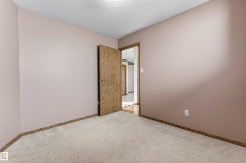 1320 8 Avenue, Cold Lake, AB - Indoor Photo Showing Other Room