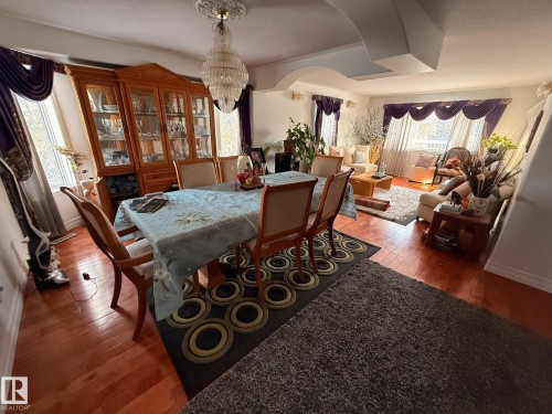 10644 155 Street, Edmonton, AB - Indoor