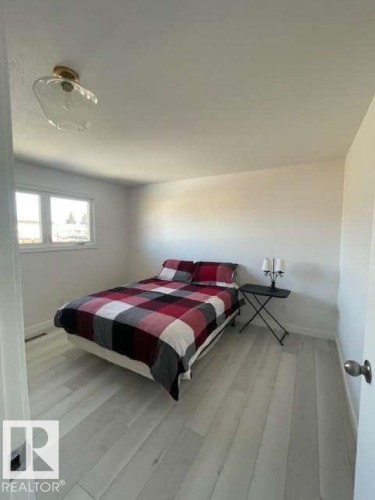 1929 65 Street, Edmonton, AB - Indoor Photo Showing Bedroom