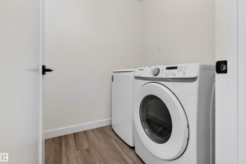 2937 Coughlan Green, Edmonton, AB - Indoor Photo Showing Laundry Room