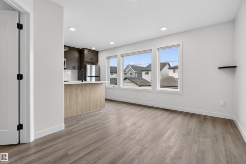 2937 Coughlan Green, Edmonton, AB - Indoor