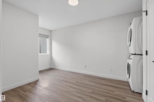 2937 Coughlan Green, Edmonton, AB - Indoor Photo Showing Laundry Room