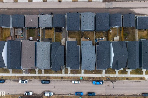 2937 Coughlan Green, Edmonton, AB - Outdoor