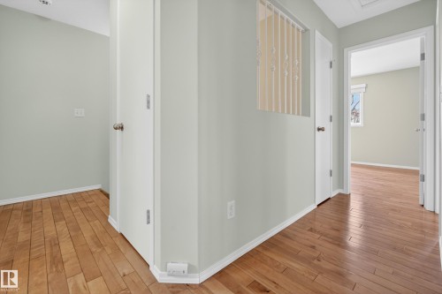 8721 88 Avenue, Edmonton, AB - Indoor Photo Showing Other Room