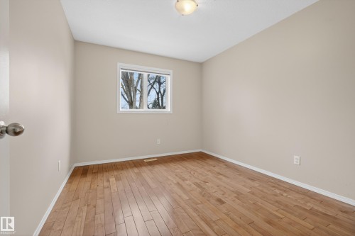 8721 88 Avenue, Edmonton, AB - Indoor Photo Showing Other Room