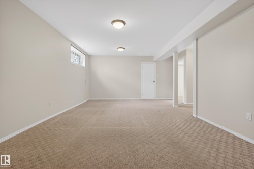 8721 88 Avenue, Edmonton, AB - Indoor Photo Showing Other Room