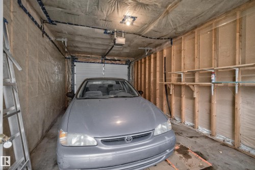 8721 88 Avenue, Edmonton, AB - Indoor Photo Showing Garage