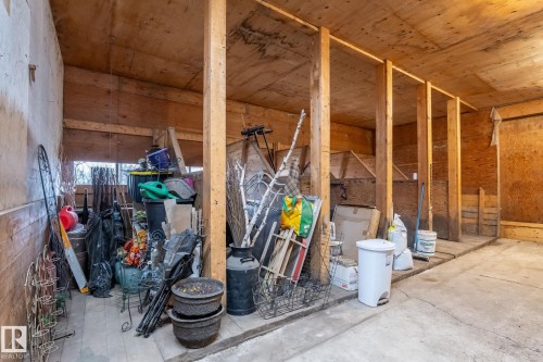Image quality insufficient for description - 23127 Twp Rd 502, Rural Leduc County, AB - Indoor
