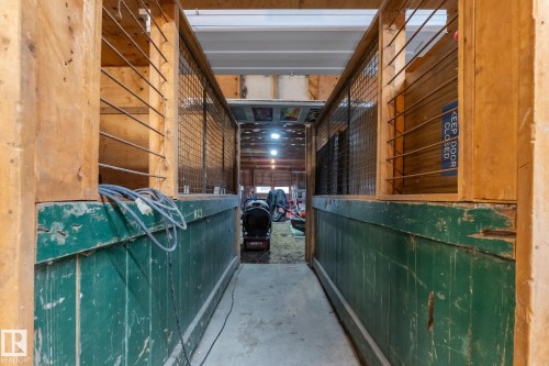 Image quality insufficient for description - 23127 Twp Rd 502, Rural Leduc County, AB - Indoor Photo Showing Other Room