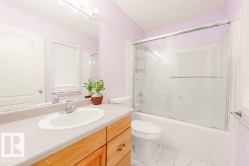 2144 37B Avenue, Edmonton, AB - Indoor Photo Showing Bathroom