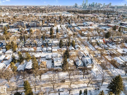 Aerial perspective showcasing a residential area with varied architectural styles - 10921 126 Street, Edmonton, AB - Outdoor With View