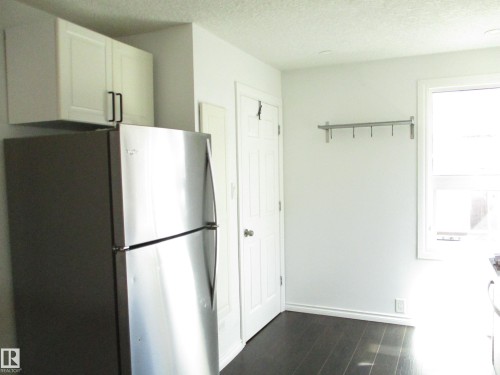 12115 64 Street Nw, Edmonton, AB - Indoor