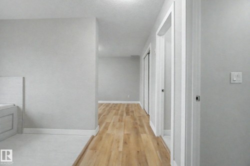 1225 5151 Windermere Boulevard, Edmonton, AB - Indoor Photo Showing Other Room
