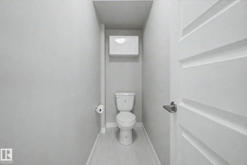 1225 5151 Windermere Boulevard, Edmonton, AB - Indoor Photo Showing Bathroom
