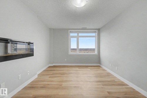 1225 5151 Windermere Boulevard, Edmonton, AB - Indoor Photo Showing Other Room