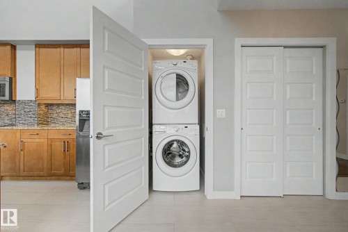 1225 5151 Windermere Boulevard, Edmonton, AB - Indoor Photo Showing Laundry Room