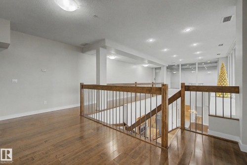 1225 5151 Windermere Boulevard, Edmonton, AB - Indoor Photo Showing Other Room