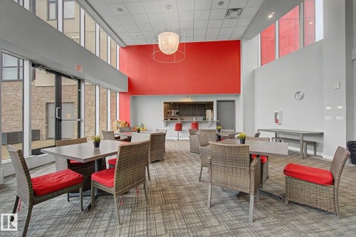 1225 5151 Windermere Boulevard, Edmonton, AB - Indoor