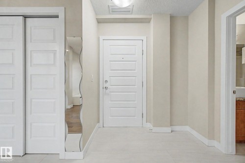 1225 5151 Windermere Boulevard, Edmonton, AB - Indoor Photo Showing Other Room