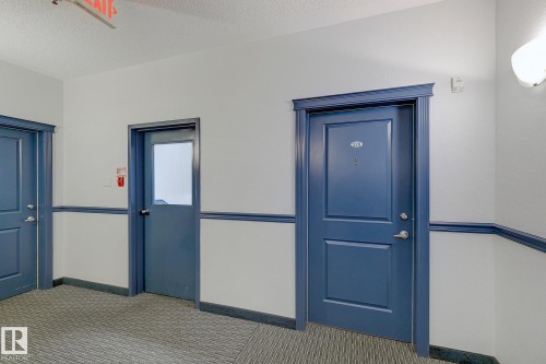 228 2305 35A Avenue, Edmonton, AB - Indoor Photo Showing Other Room