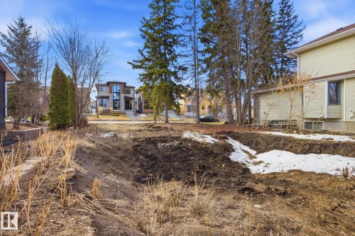 17 Belmont Drive, St. Albert, AB 