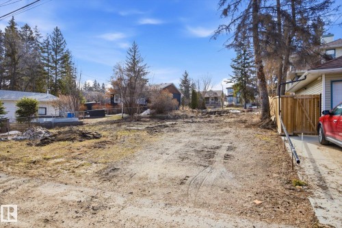 17 Belmont Drive, St. Albert, AB 