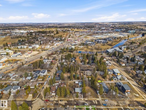 17 Belmont Drive, St. Albert, AB 