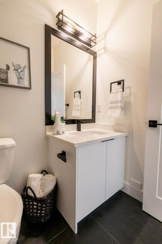 102 Bluff Cove, Leduc, AB - Indoor Photo Showing Bathroom