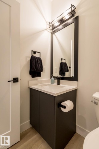 102 Bluff Cove, Leduc, AB - Indoor Photo Showing Bathroom