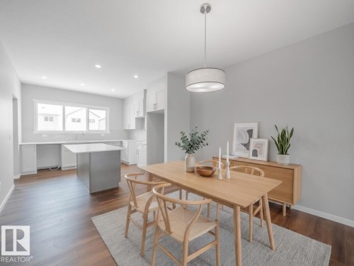 1040 14 Avenue, Edmonton, AB - Indoor Photo Showing Dining Room