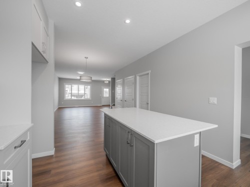 1040 14 Avenue, Edmonton, AB - Indoor