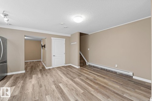 4629 Crabapple Run, Edmonton, AB - Indoor Photo Showing Other Room