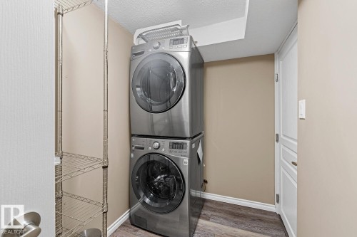 4629 Crabapple Run, Edmonton, AB - Indoor Photo Showing Laundry Room