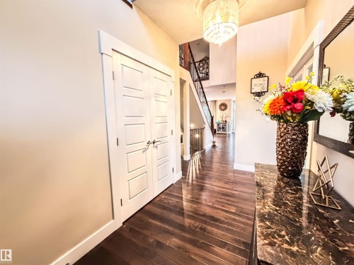 9004 24 Avenue, Edmonton, AB - Indoor Photo Showing Other Room