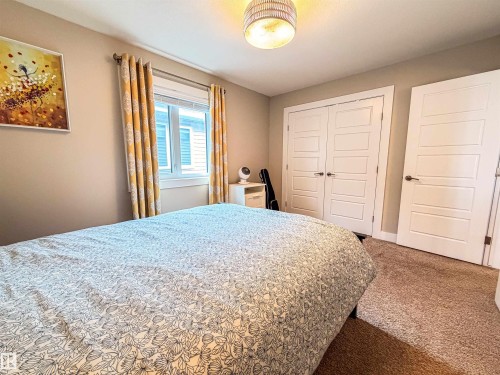9004 24 Avenue, Edmonton, AB - Indoor Photo Showing Bedroom