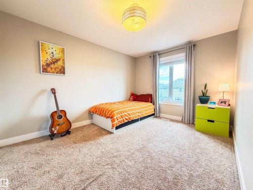 9004 24 Avenue, Edmonton, AB - Indoor Photo Showing Bedroom