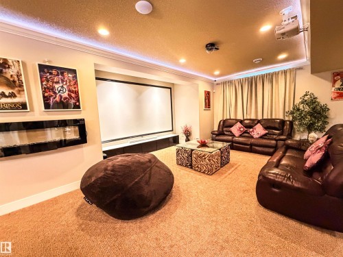 9004 24 Avenue, Edmonton, AB - Indoor