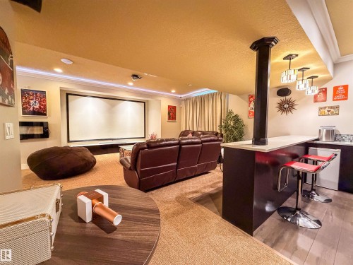 9004 24 Avenue, Edmonton, AB - Indoor