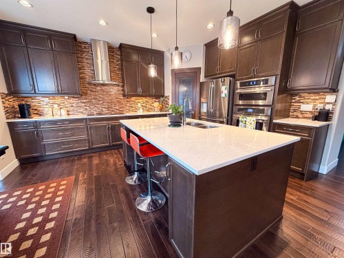 9004 24 Avenue, Edmonton, AB - Indoor Photo Showing Kitchen With Double Sink With Upgraded Kitchen