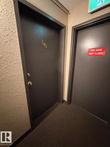 105 10604 110 Avenue, Edmonton, AB - Indoor Photo Showing Other Room