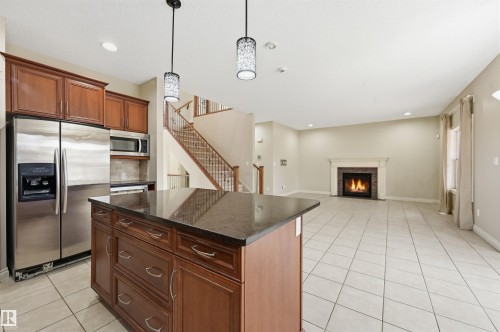 976 Hollingsworth Bend, Edmonton, AB - Indoor Photo Showing Kitchen With Stainless Steel Kitchen